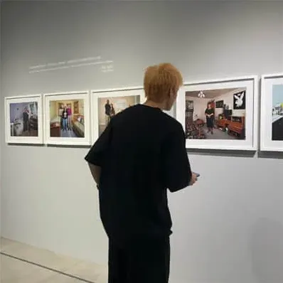 男生