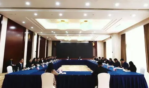 《微博》带带大师兄李赣及抽象工作室梗解解析教程