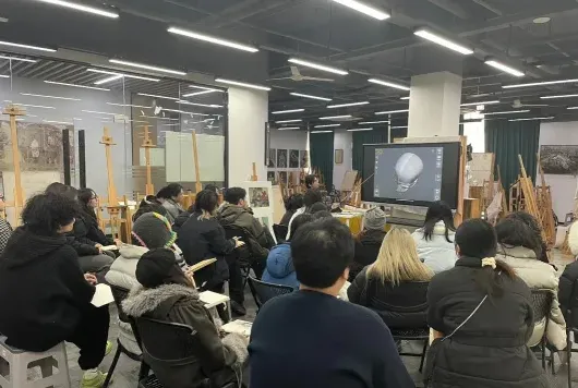 报考者