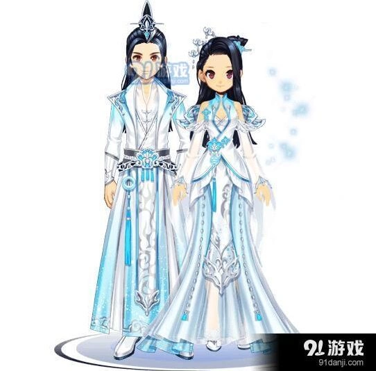 QQ飞车手游沧月初莲套装评测
